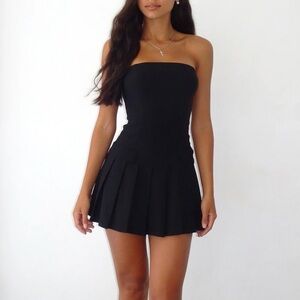 Motel Payoda  Black Strapless Mini Dress size M